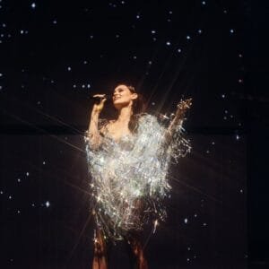  Sophie Ellis-Bextor Style: on stage