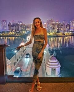 Eilish McColgan Fashion:loooking good