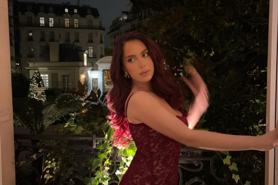 Cinzia Baylis-Zullo Dress: in a maroon dress