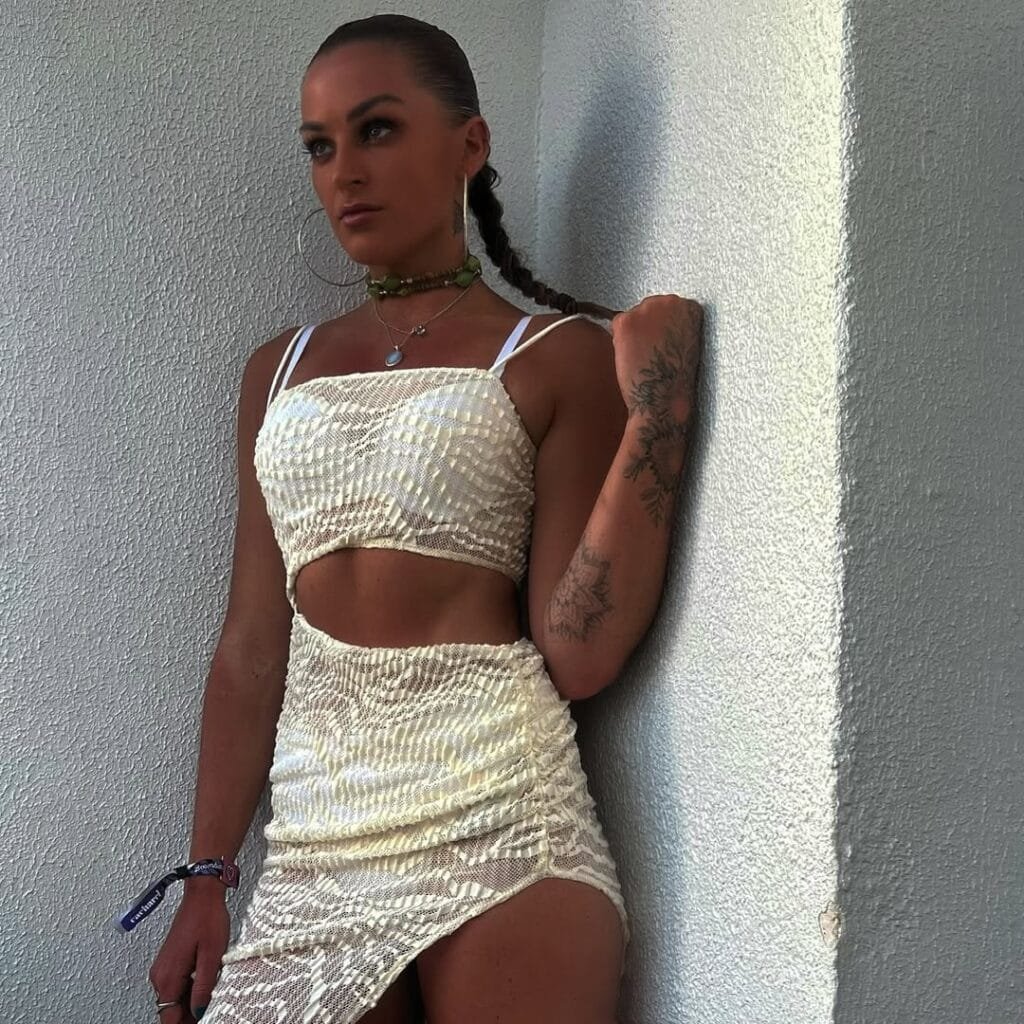 Kate Moss dress:looking good