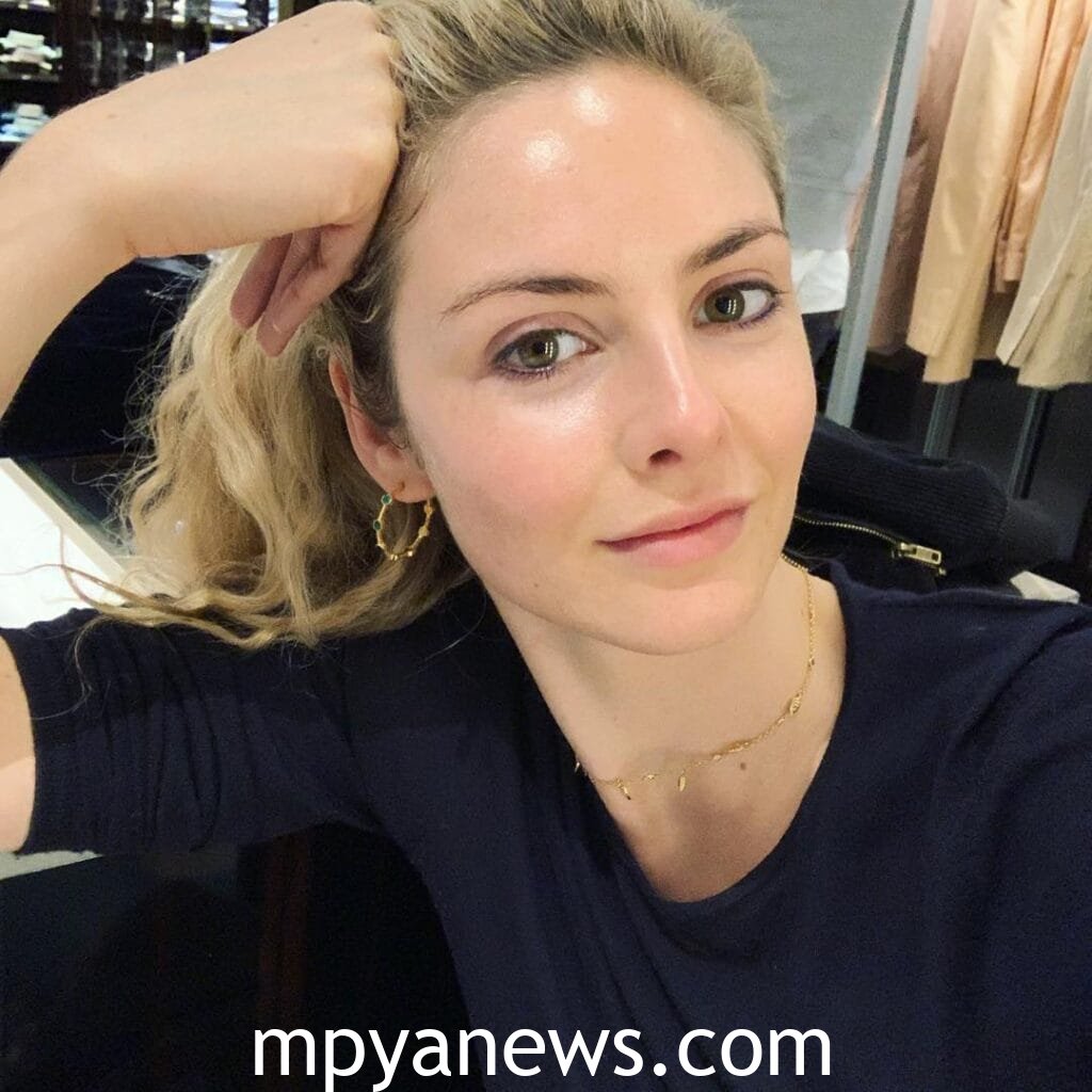 cute and stylish Tamsin Egerton beauty
