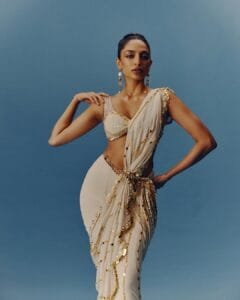 Sobhita Dhulipala dress:hot and sexy