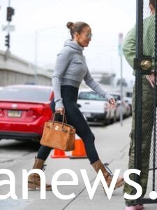 Celebrity-inspired Casual Fashion Looks: style