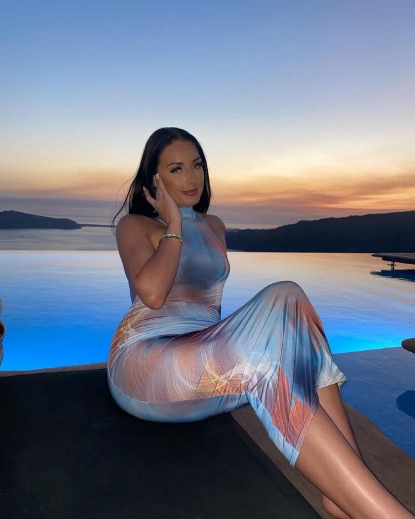 Meet Tammy Abraham's Girlfriend! 7 Hot Looks:hot nd sexy