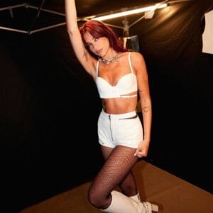 Dua Lipa:looking good