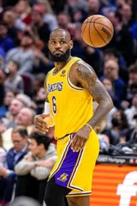 Things Nba Players are not Allowed to do:facts