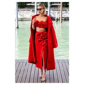 Actress Vanessa Kirby : 7 Most Stylish Fashion Moments 4 Actress Vanessa Kirby : 7 Most Stylish Fashion Moments Vanessa Kirby:hot in red