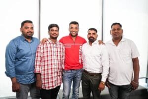Deepinder Goyal's Net Worth: with friends 