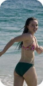 Kaitlyn Dever Sexiest Lingerie:looking good
