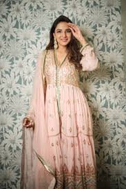 Jasmin Bhasin fashion