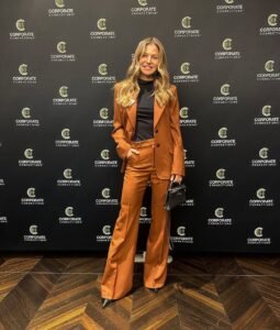 Stunning Photos Of Model Ana Lewandowska: In a greendress