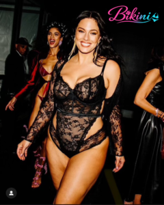 sexy hot Ashley Graham Bikini