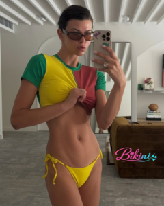 Sexy Bikini Beach Snaps by Georgia Fowler