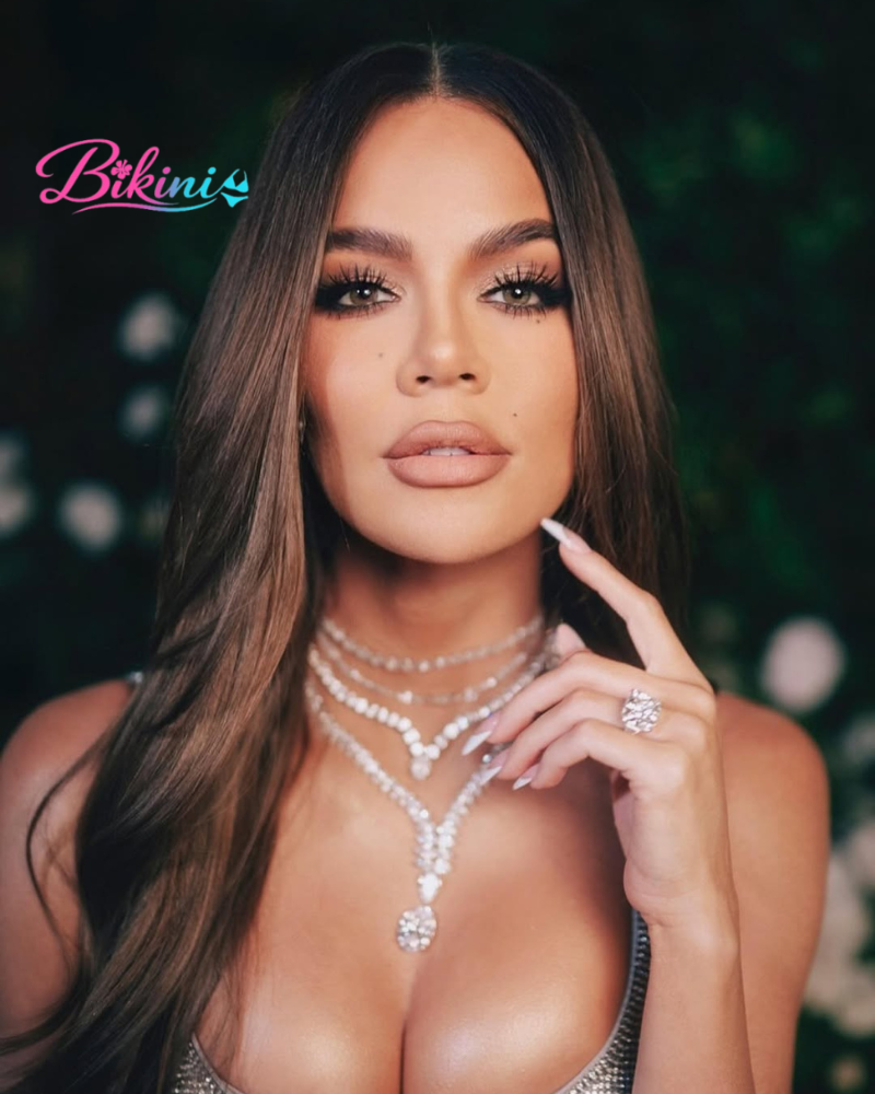 Khloé Kardashian’s Bold Bikini Fashion