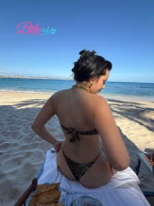  bikini snaps by Bella Thorne