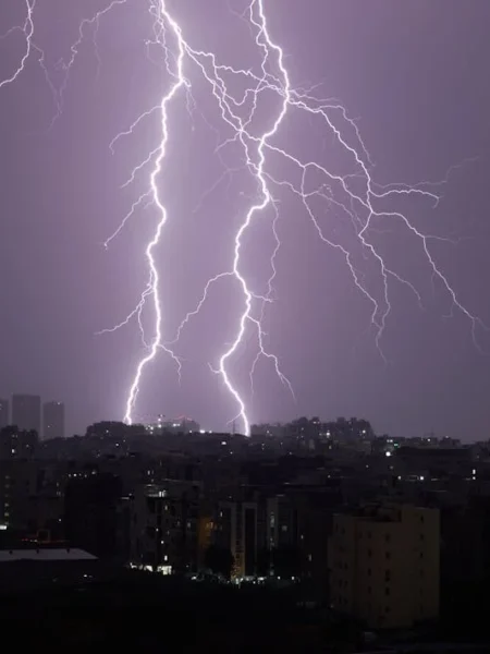 Capturing Stunning Lightning Strikes Over Nairobi Skyline